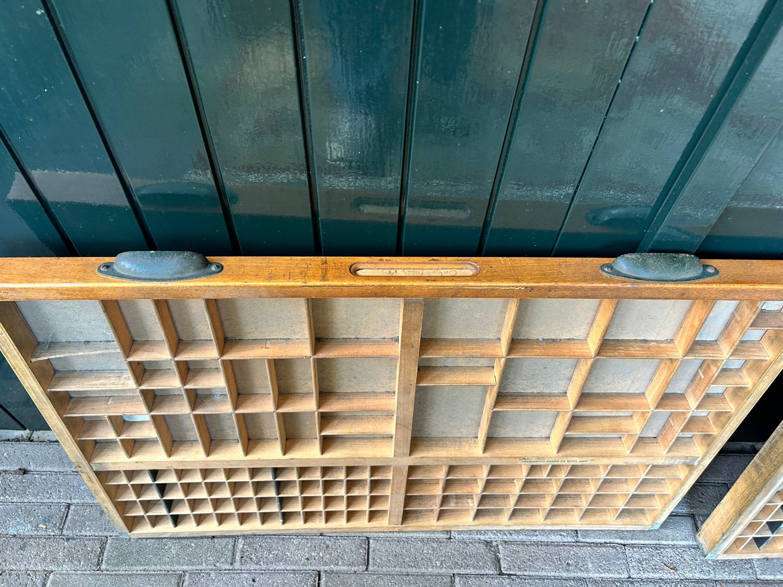 2 Vintage Houten Letterbak Drukkerslade Originele Handgreep, Ophalen, Zo goed als nieuw, Minder dan 50 watt