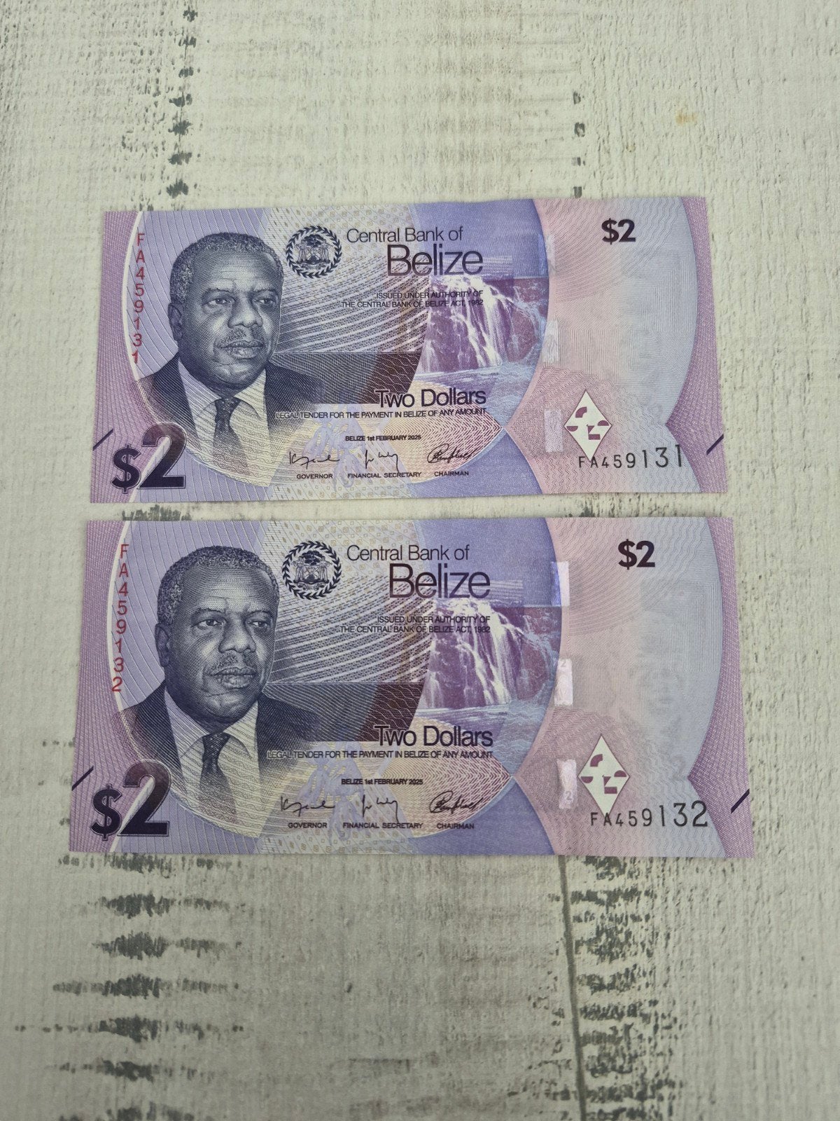2 Belize Dollar biljetten - 2025 UNC, Postzegels en Munten, Bankbiljetten | Amerika, Ophalen of Verzenden, Midden-Amerika, Setje