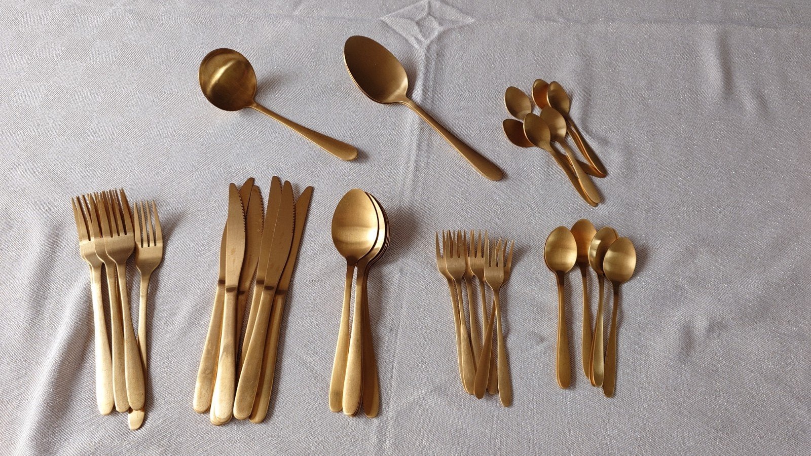 Gouden Bestekset - Compleet voor 6 Personen, Ophalen, Zo goed als nieuw, Overige materialen, Bestekset