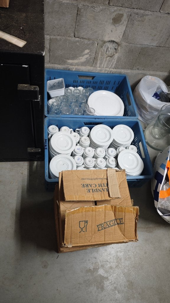 service bordjes borden kopjes glazen, Huis en Inrichting, Keuken | Servies, Ophalen, Overige materialen, Zo goed als nieuw, Overige stijlen
