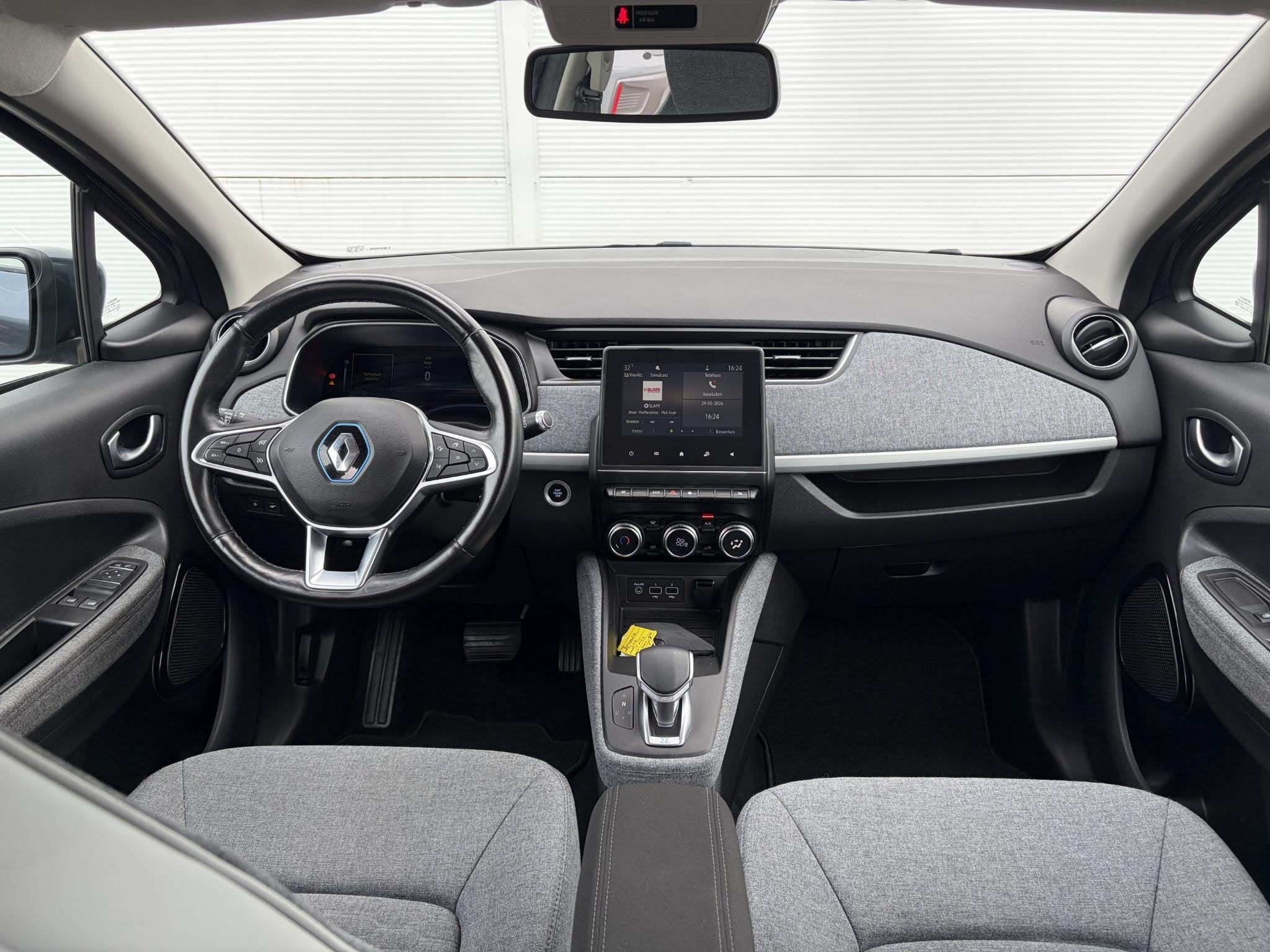 Renault ZOE R110 Life 52 kWh / SOH 85% / Airco (automatisch), Stof, Gebruikt, 395 km, https://media-marktplaats.export.dv.nl/23417068638/document-1.pdf