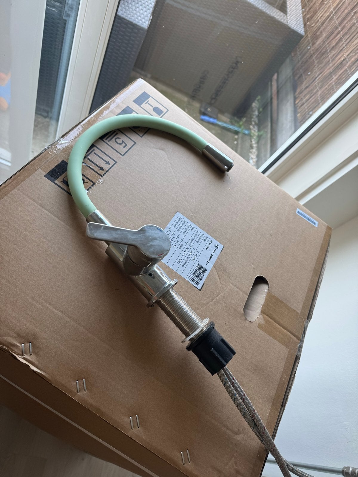 Nieuwe Keukenkraan met Flexibele Uitloop, Doe-het-zelf en Verbouw, Sanitair, Ophalen, Nieuw, Chroom, Kraan