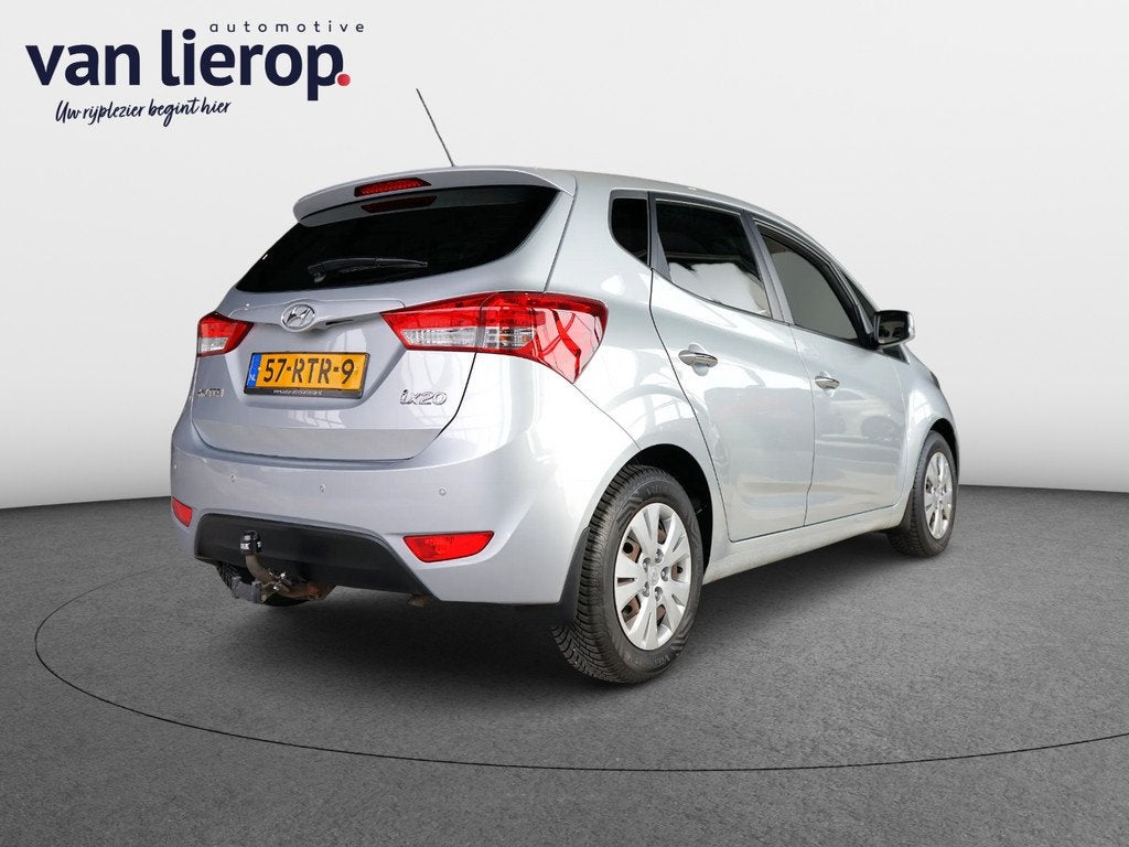 Hyundai Ix20 1.6i i-Motion AUTOMAAT | TREKHAAK | PARKEERSENS, Auto's, Hyundai, Euro 5, 4 cilinders, Origineel Nederlands, Bedrijf