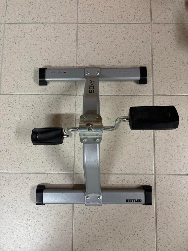 Kettler Axos Mini Hometrainer - Compact en Effectief, Ophalen, Gebruikt, Armen, Metaal
