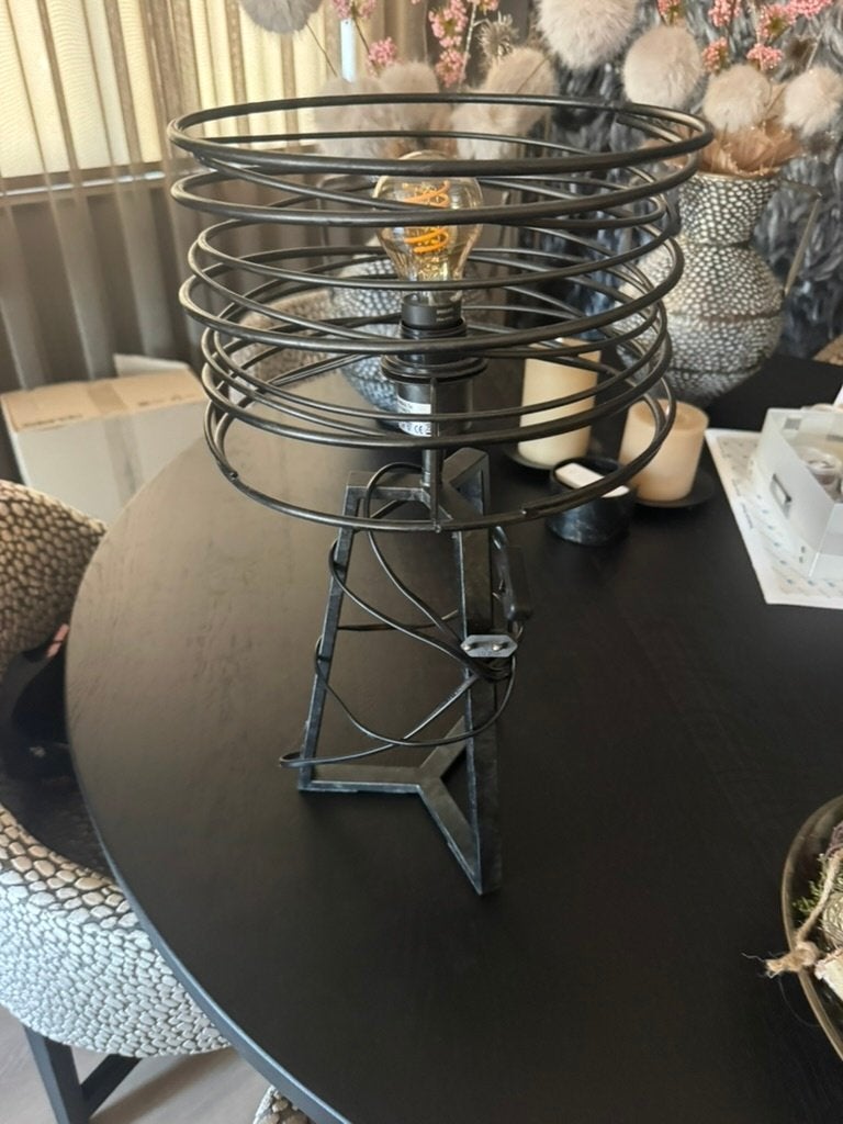 Industriële lamp. Spiraal en zwart, Overige typen, Overige merken, E27 (groot), Zo goed als nieuw