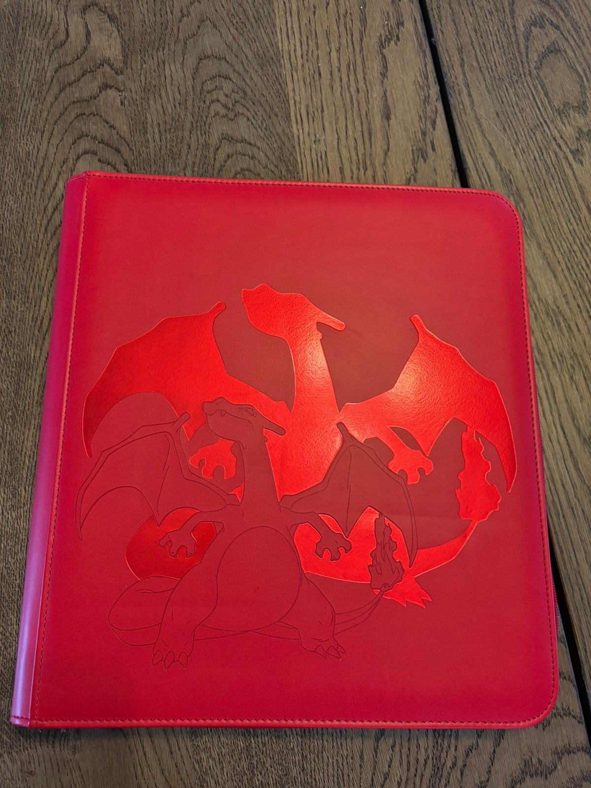 Pokemon Charizard verzamelmap, Hobby en Vrije tijd, Ophalen of Verzenden, Zo goed als nieuw