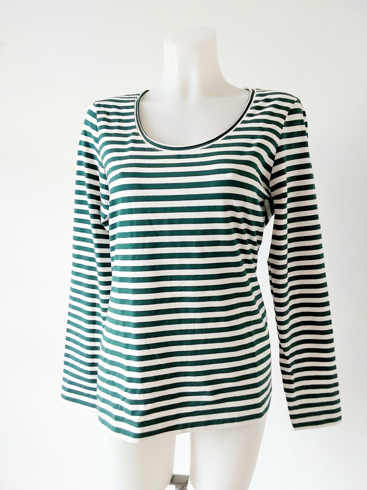 Leuke  top van sandwich maat XL nieuw, Maat 46/48 (XL) of groter, Nieuw, Ophalen of Verzenden, Lange mouw