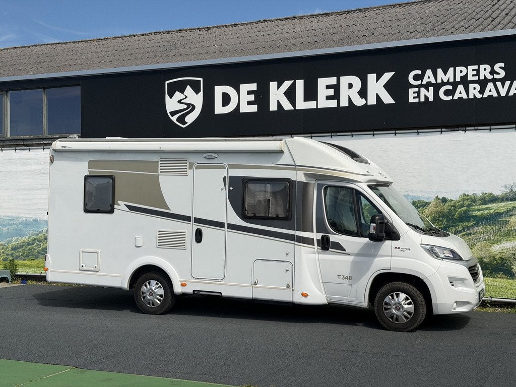 Carado T 348 / Gratis stalling (bj 2018), Caravans en Kamperen, Campers, Dakluik, 6 tot 7 meter, Bedrijf, Info@deklerkcaravans.nl