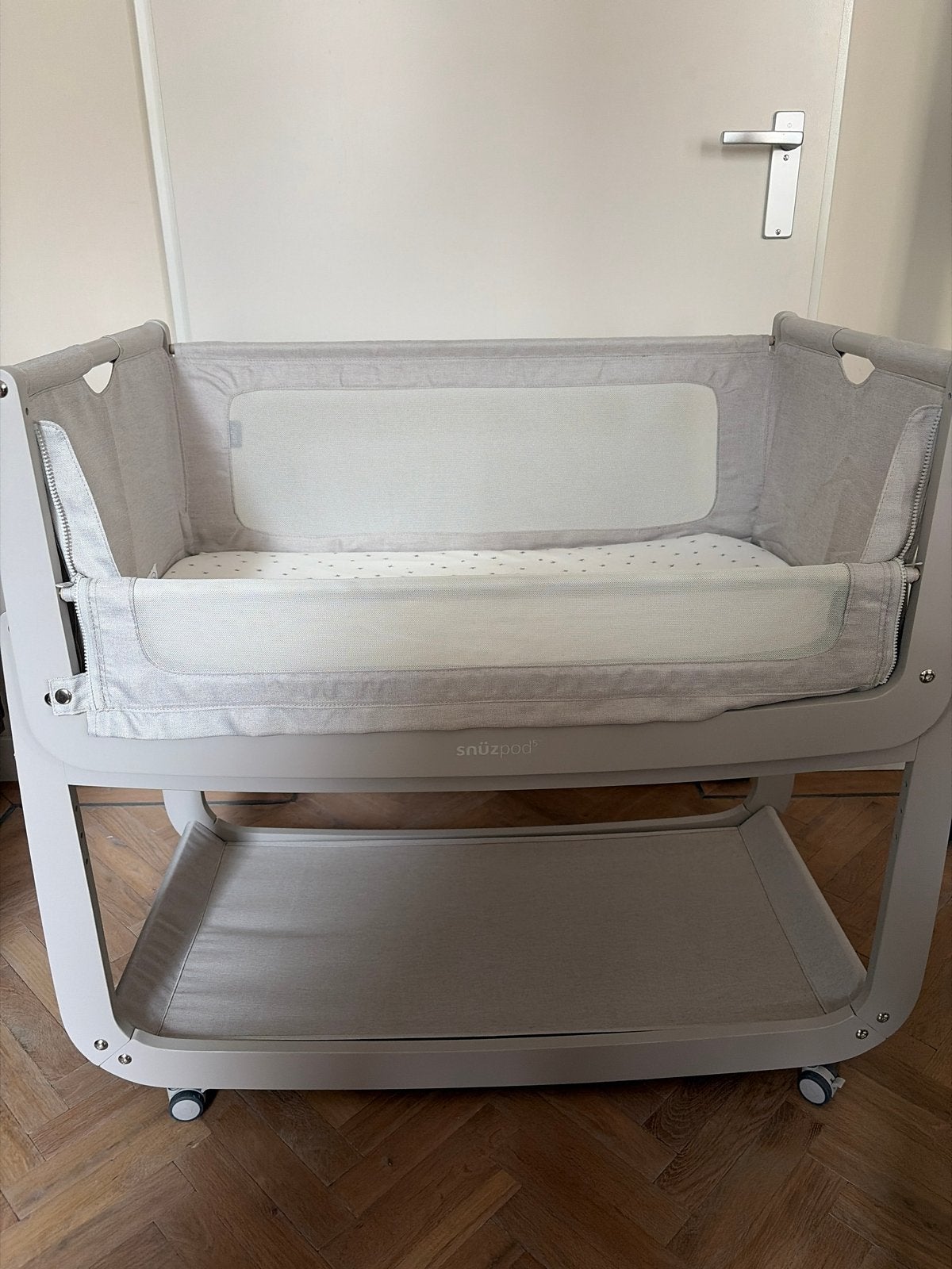 Snüzpod 5 Co-Sleeper / Pebble, Kinderen en Baby's, Babywiegjes en Ledikanten, Ophalen of Verzenden, Zo goed als nieuw, Wieg