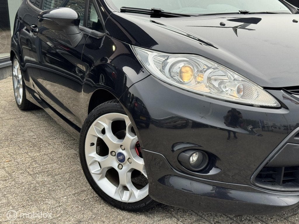Ford Fiesta 1.6 Sport - Elektra Pakket - Airco -, Gebruikt, 4 cilinders, Electronic Stability Program (ESP), Zwart