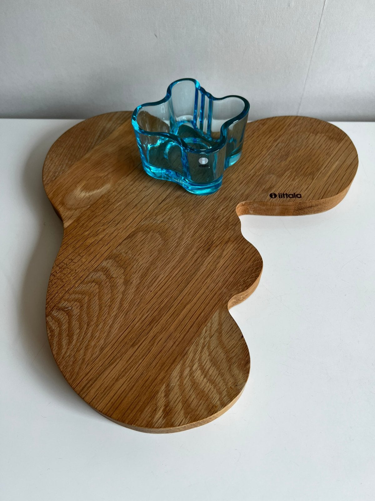 Iittala Fins Design Alvar Aalto Serveerplank Licht Eiken, Serveerplank, Ophalen of Verzenden, Zo goed als nieuw, Overige vormen