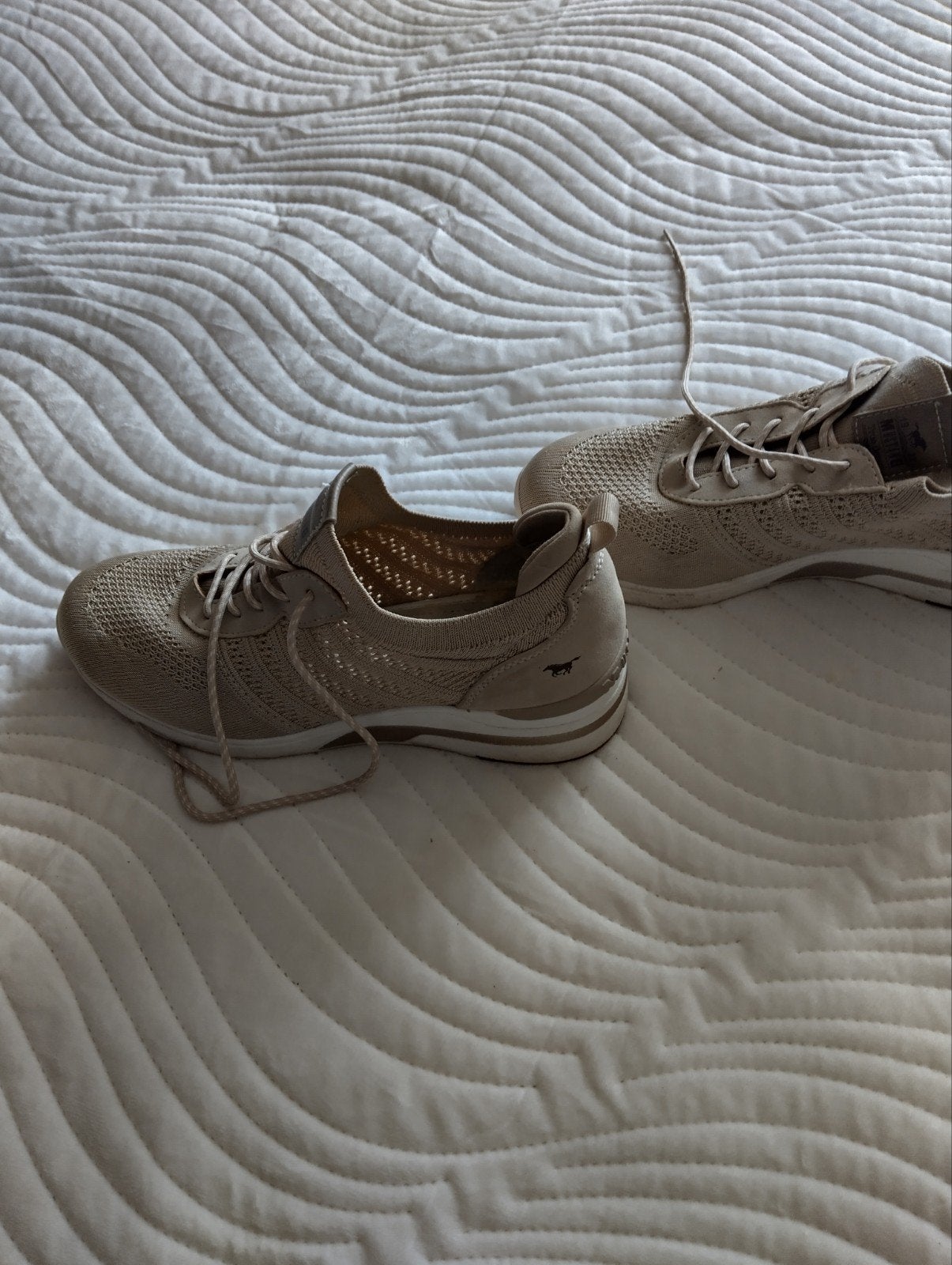 Dames schoenen., Overige kleuren, Ophalen of Verzenden, Zo goed als nieuw, Mustang.