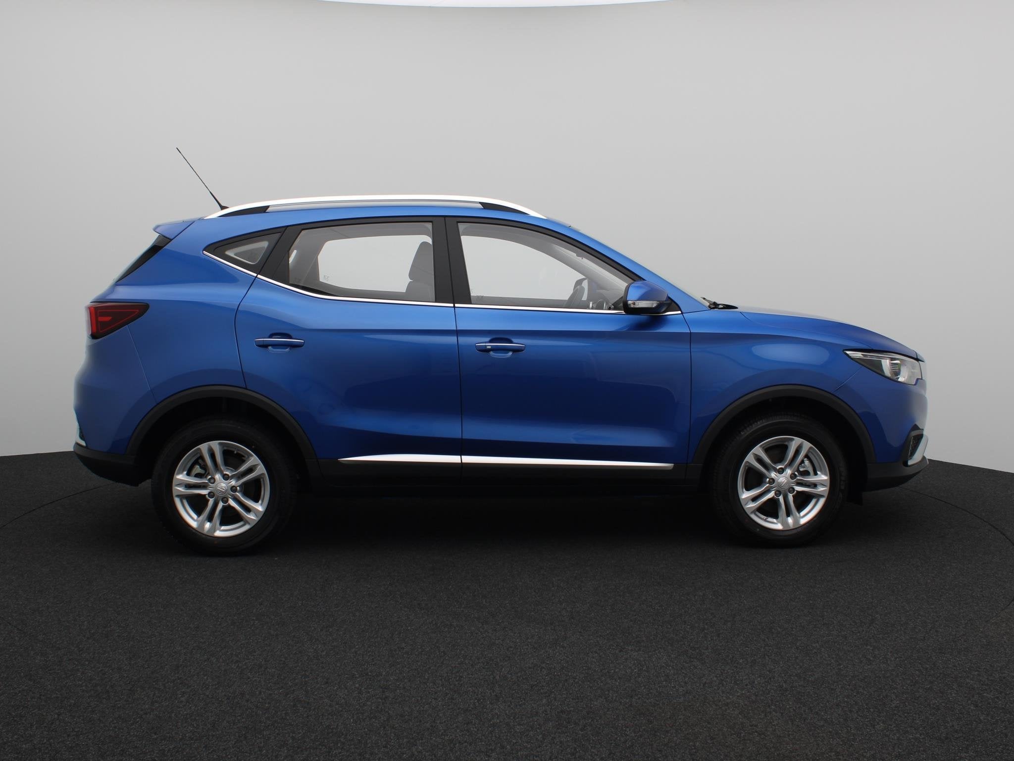 MG MG ZS EV Comfort 45 kWh | Carplay Android auto | Parkeers, Auto's, Stof, Gebruikt, 143 pk, Origineel Nederlands