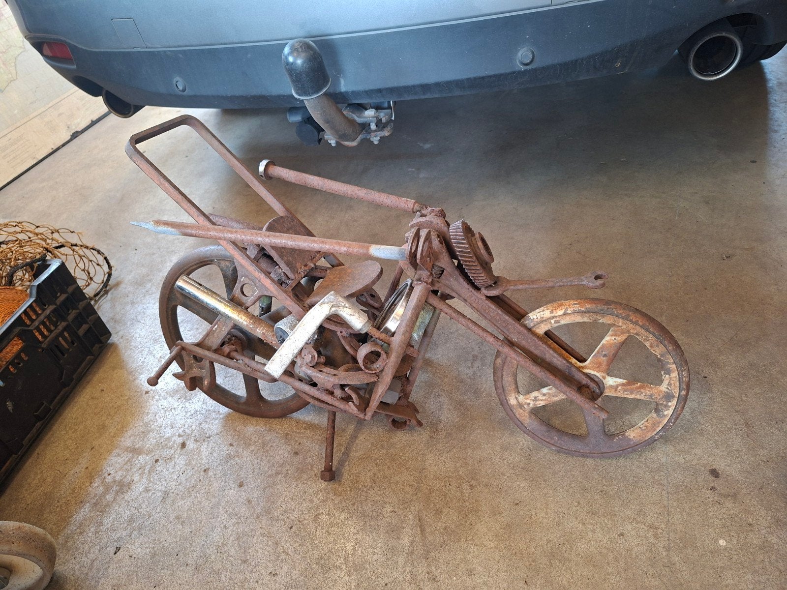 Tk stalen motorfiets motor Ijzeren Willem, Antiek en Kunst, Curiosa en Brocante, Ophalen