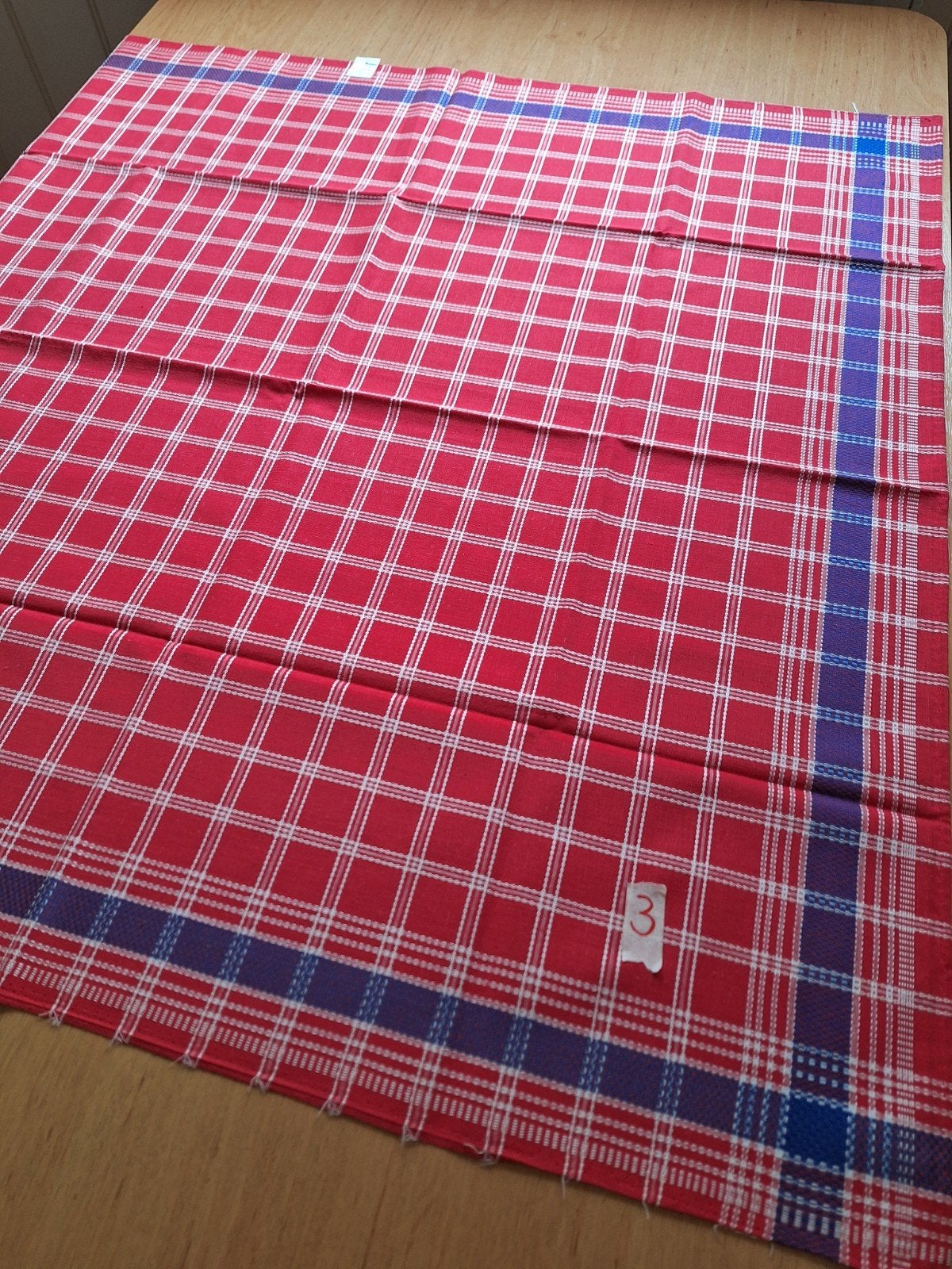 grote rode omslagdoek, gedragen bij klederdracht Staphorst, Ophalen of Verzenden