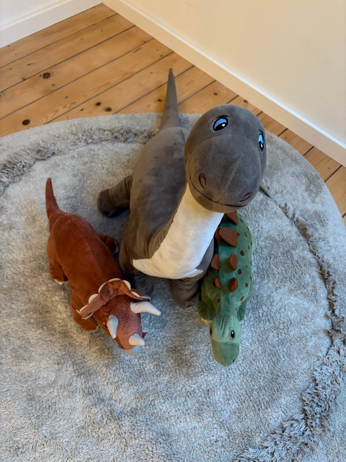 IKEA Dinosaurus knuffels, Ophalen of Verzenden, Zo goed als nieuw, Middelgroot (20 tot 80 cm), Meerkleurig