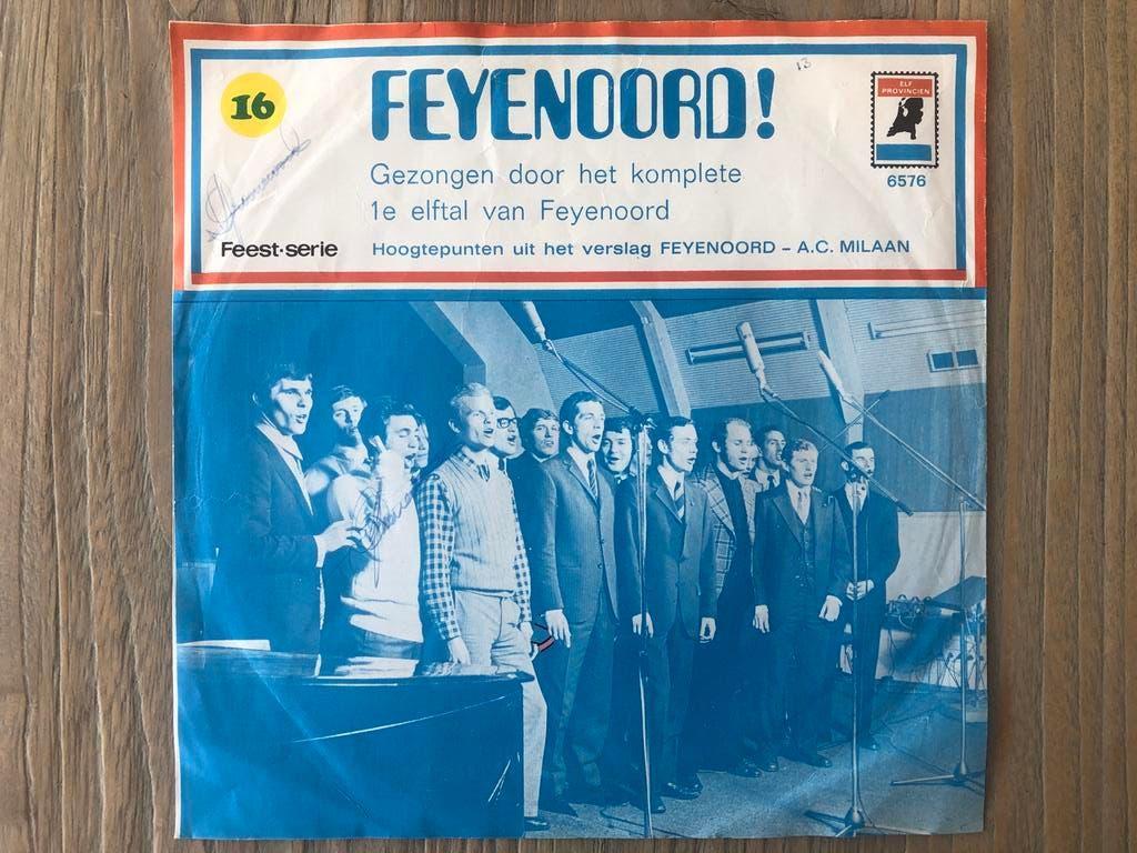 Feyenoord! Gezongen door het complete 1e elftal, Ophalen of Verzenden, Gebruikt, Overige genres