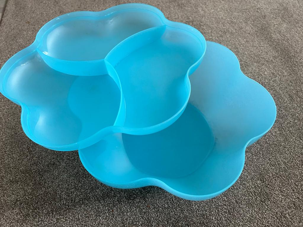 Tupperware partyschaal 5,6 L - Blauw, Ophalen of Verzenden, Gebruikt, Blauw, Schaal