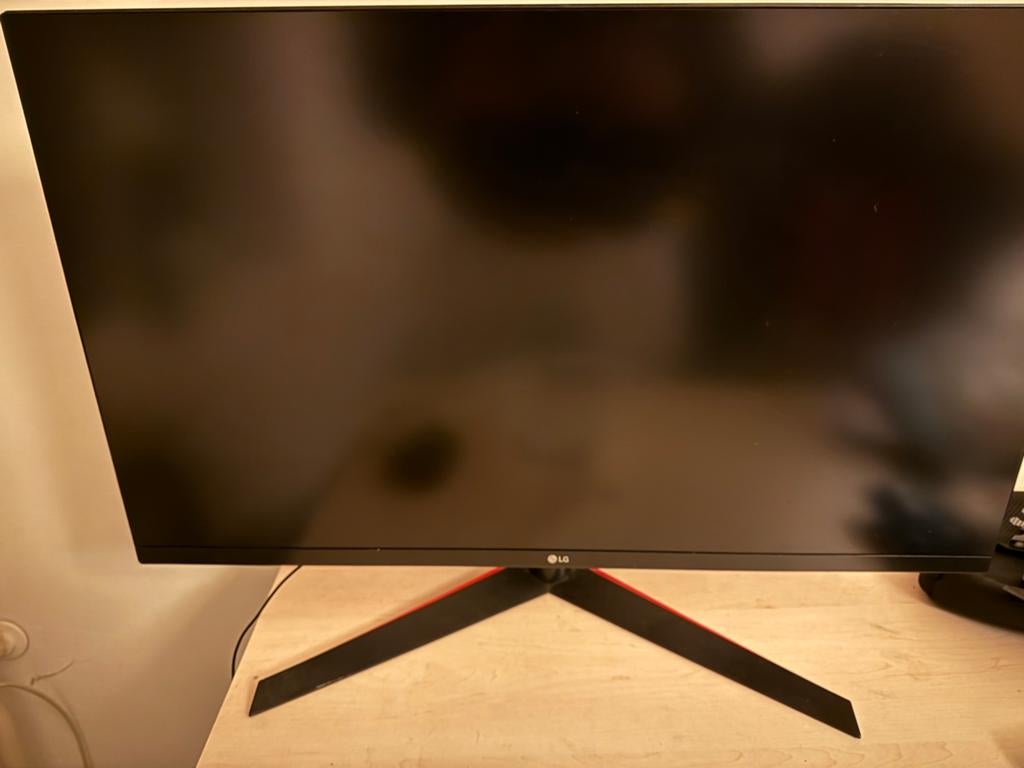 LG 32GK650F-B, Computers en Software, Monitoren, 101 t/m 150 Hz, In hoogte verstelbaar, VA, Minder dan 1 ms