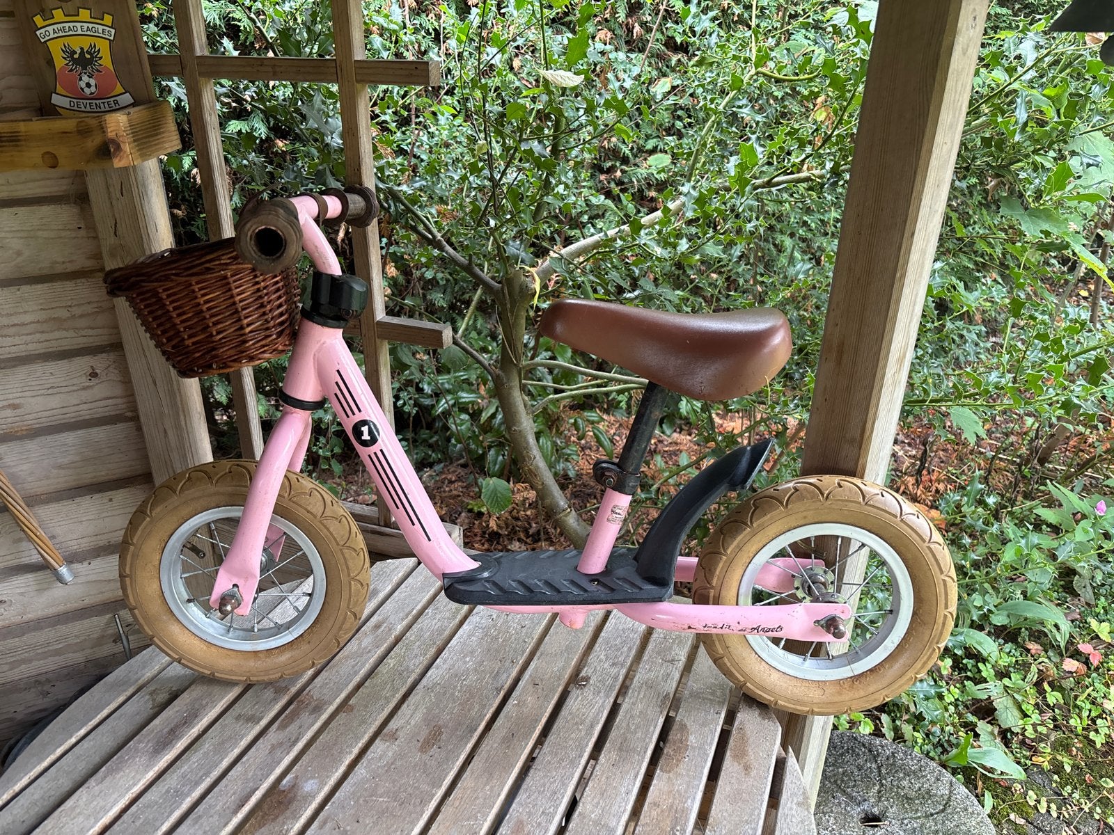 Roze Puky loopfiets met mandje, Ophalen of Verzenden, Zo goed als nieuw, Loopfiets