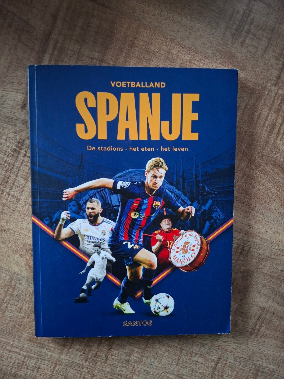 Santos Magazine : Voetballand Spanje, Ophalen of Verzenden, Boek of Tijdschrift