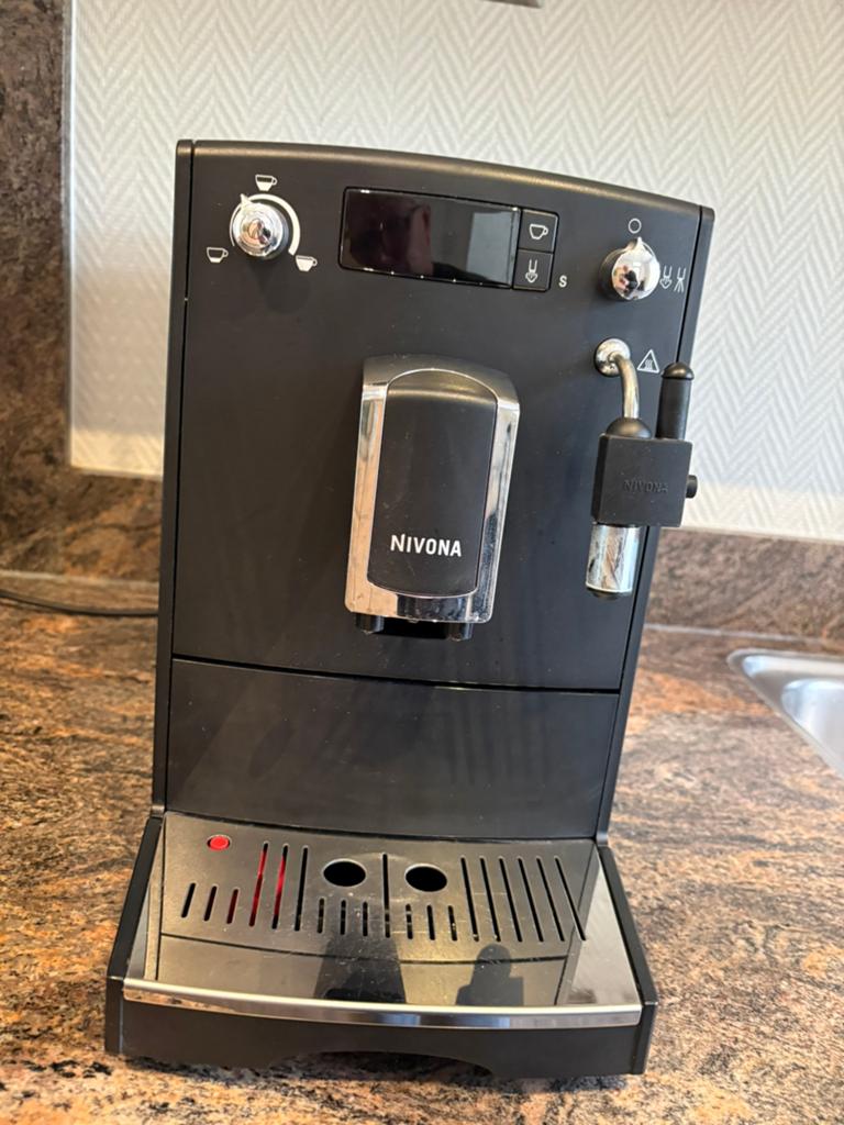 Nivona Cafe Romatica 520, Witgoed en Apparatuur, Koffiezetapparaten, Gebruikt, Gemalen koffie, Koffiebonen, Combi, 2 tot 4 kopjes
