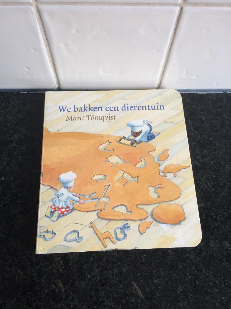 We bakken een dierentuin Marit Tornqvist - zgan, Ophalen of Verzenden, Zo goed als nieuw, Marit Tornqvist, 3 tot 4 jaar