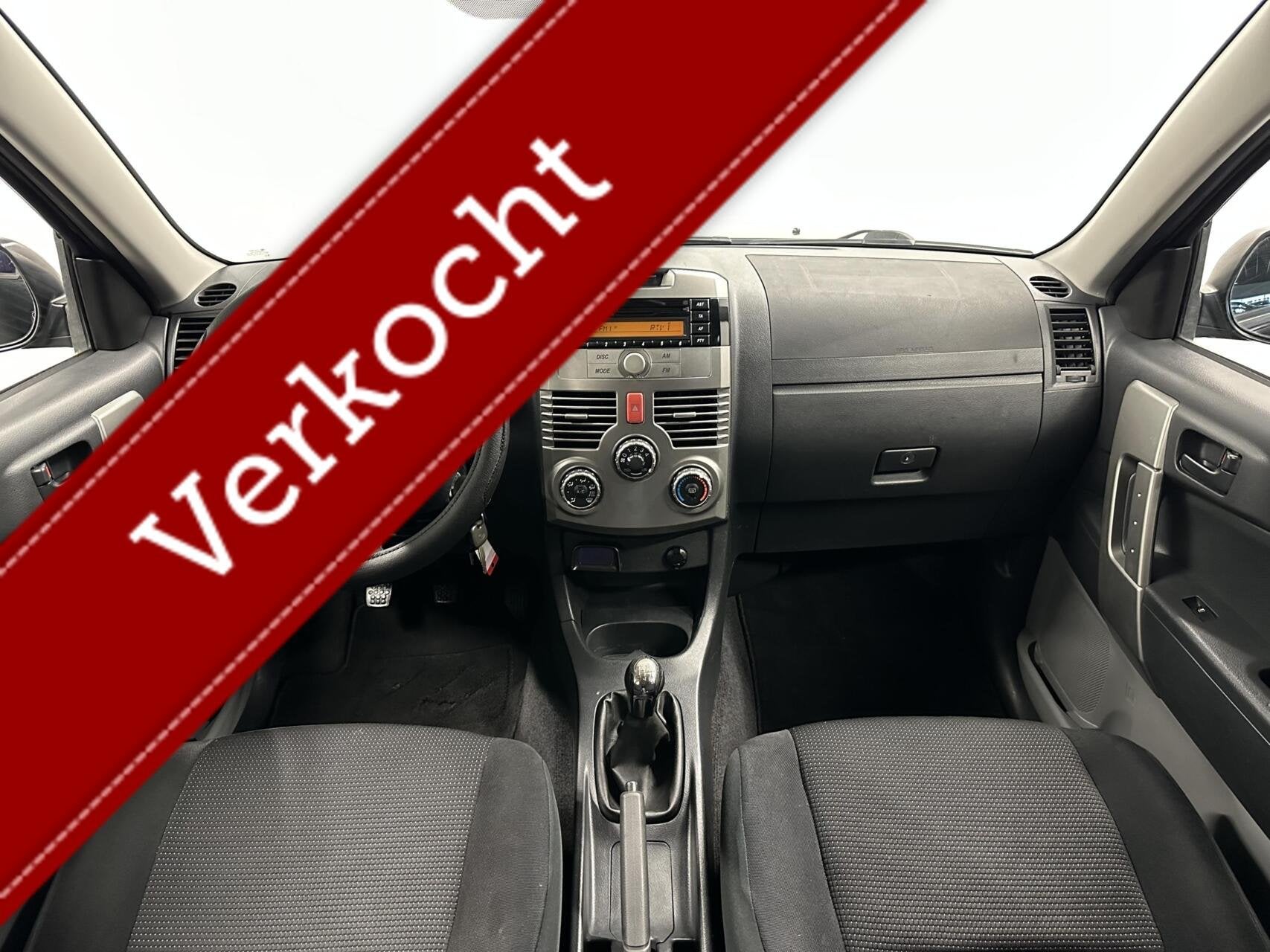 Daihatsu Terios 1.5-16v 2WD AIRCO LM TREKHAAK., Auto's, 13 km/l, 1350 kg, Zwart, Met garantie (alle)