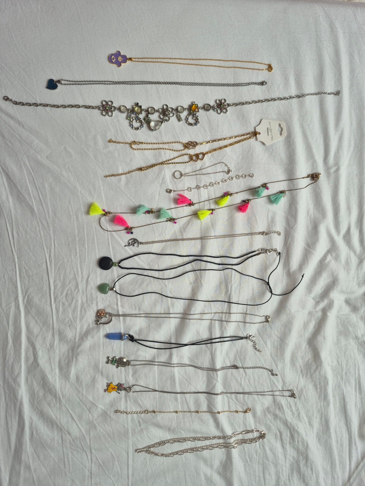 Partij kettingen en armbanden, Sieraden, Tassen en Uiterlijk, Kettingen, Gebruikt, Overige kleuren, Ophalen of Verzenden, Overige materialen