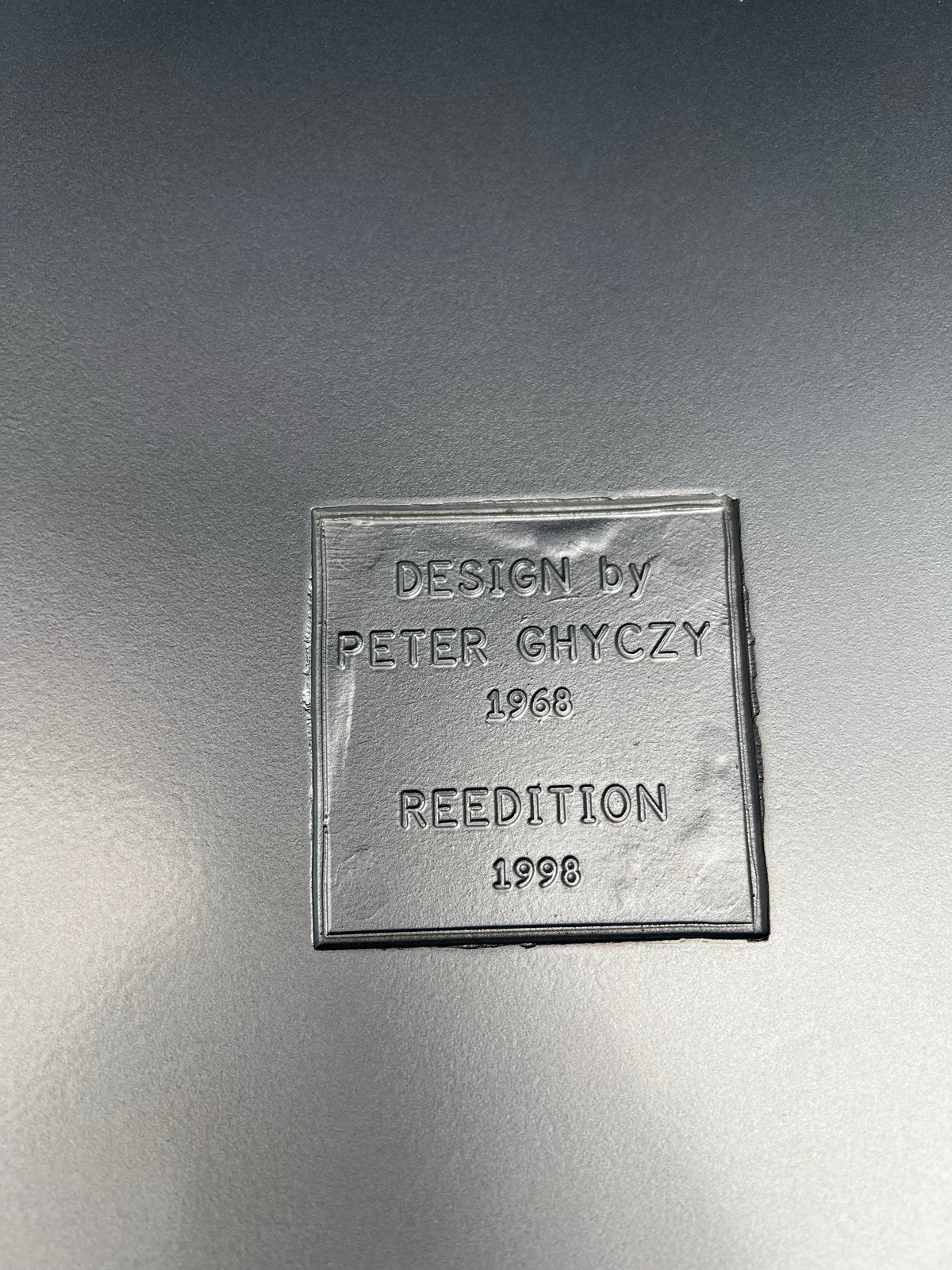 Peter Ghyczy Egg Chair - Re-editie 1998, Ophalen