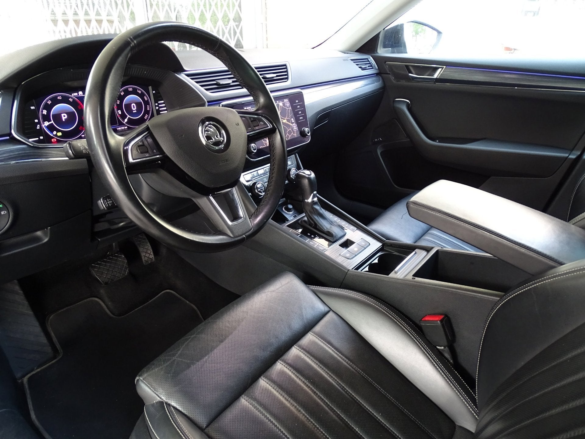Skoda Superb Combi 2.0 TDI DSG Laurin Klement|Leder|Massage|, Gebruikt, 4 cilinders, Blauw, Leder