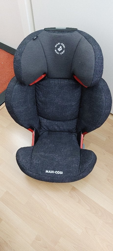 maxi cosi autostoeltje, Ophalen, 9 t/m 18 kg, Verstelbare rugleuning, Zo goed als nieuw