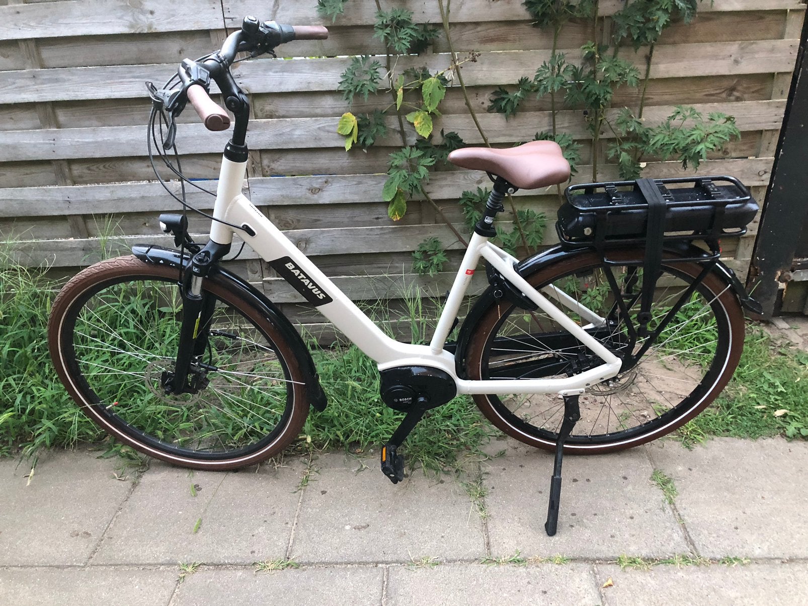 Elektrische dames fiets bosch middenmotor ebike, Fietsen en Brommers, Ophalen, Batavus, Zo goed als nieuw, 51 tot 55 cm