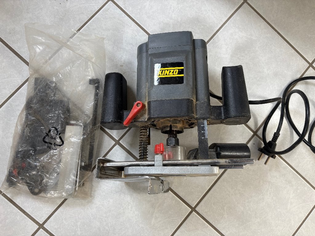 Bovenfrees machine Kinzo, Gebruikt, KINZO, Ophalen of Verzenden, Bovenfrees