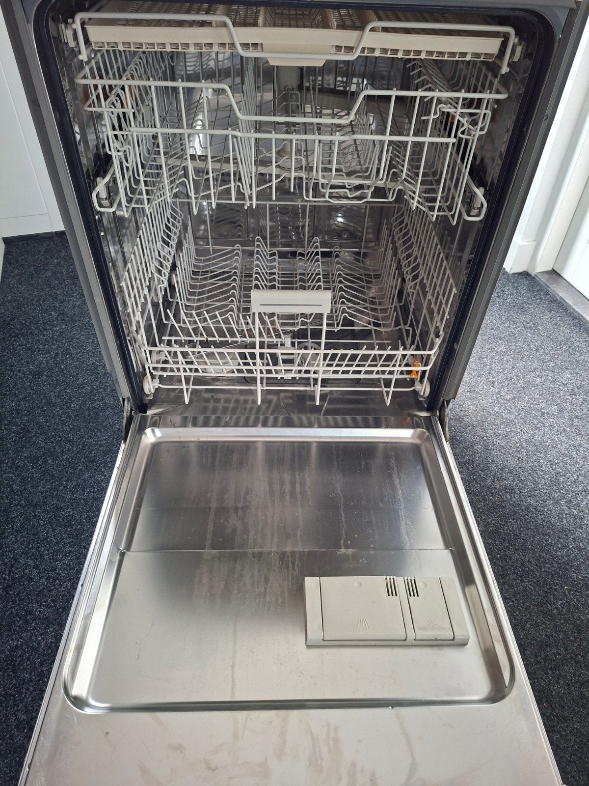 Miele Vaatwasser XXL G4285, defect, voor onderdelen., Witgoed en Apparatuur, Vaatwasmachines, Ophalen, Inbouw, 85 tot 90 cm