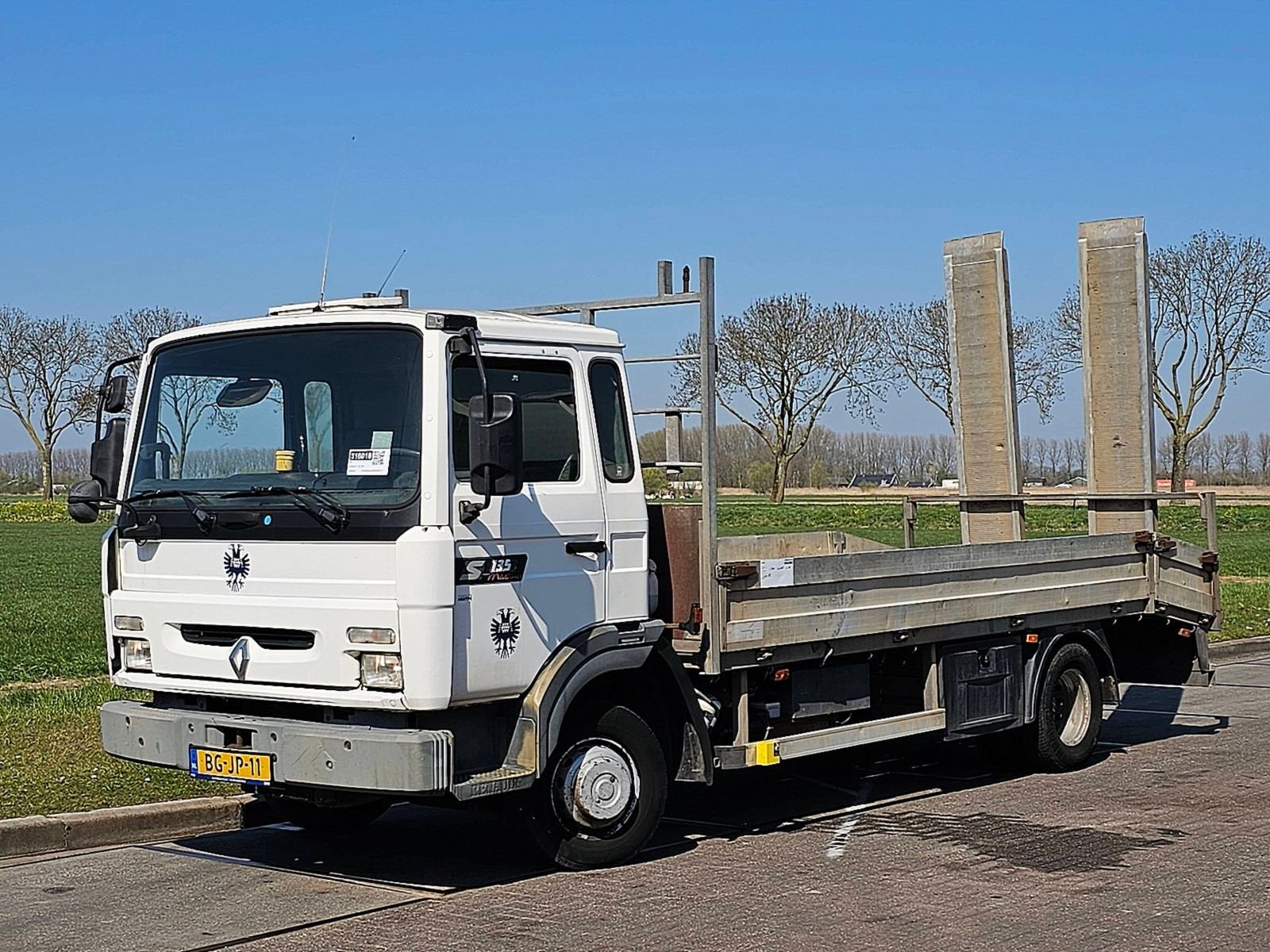 RENAULT MIDLINER S135 machnine transporter, 136 pk, Renault, Wit, Bedrijf