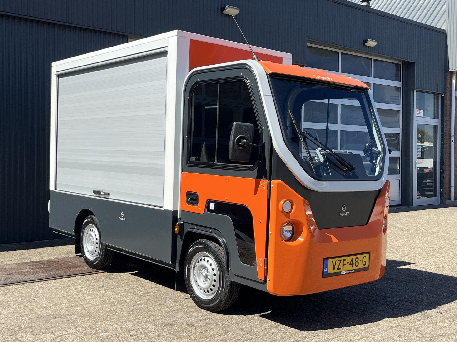 Cargolev CARGOLEV TC 100% Elektrische Gesloten laadbak Lift, Auto's, Stof, Gebruikt, Zwart, Overige kleuren