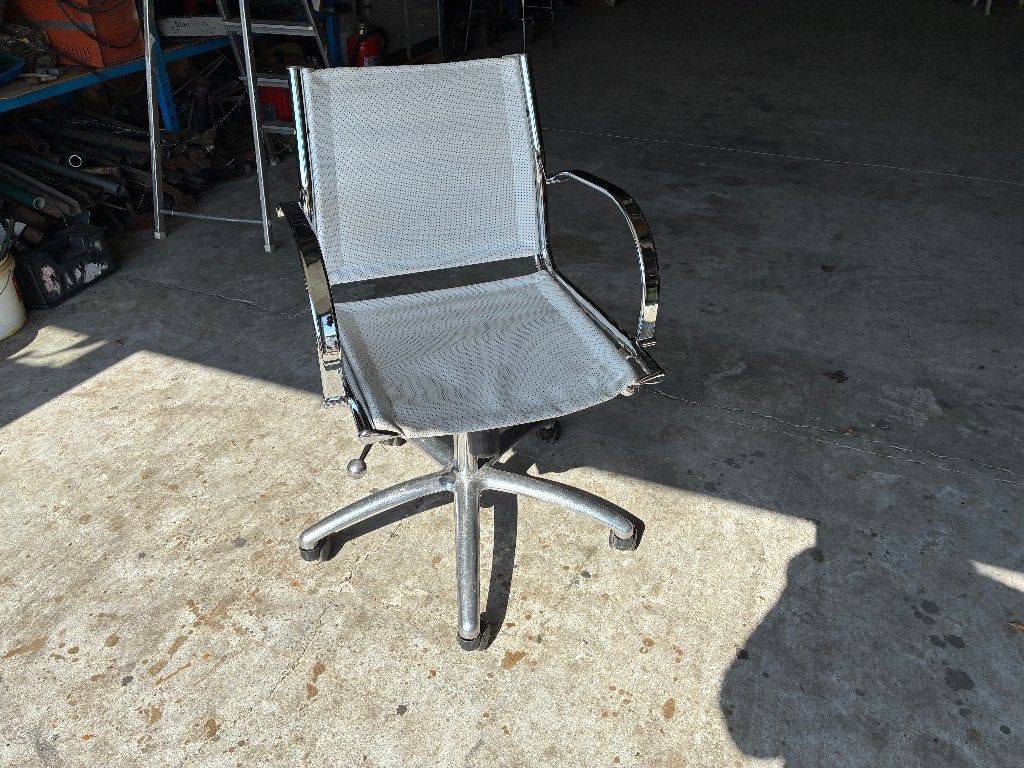 3 bureau stoelen, wit, Ophalen, Gebruikt, Zwart
