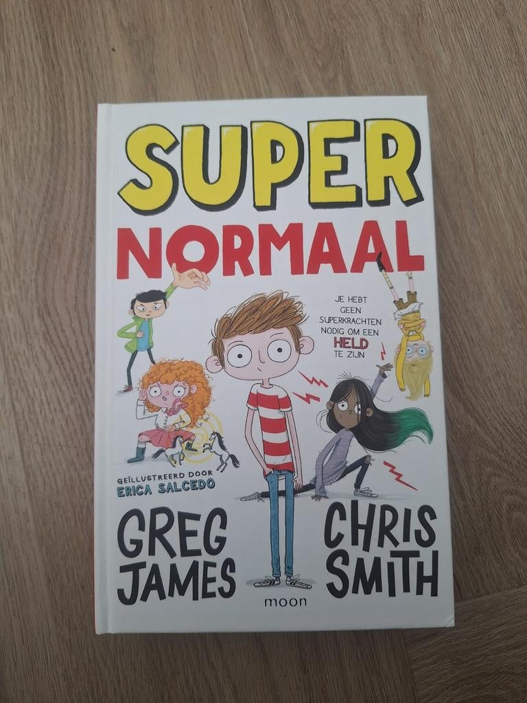 Super Normaal - Greg James & Chris Smith (Boek), Ophalen of Verzenden