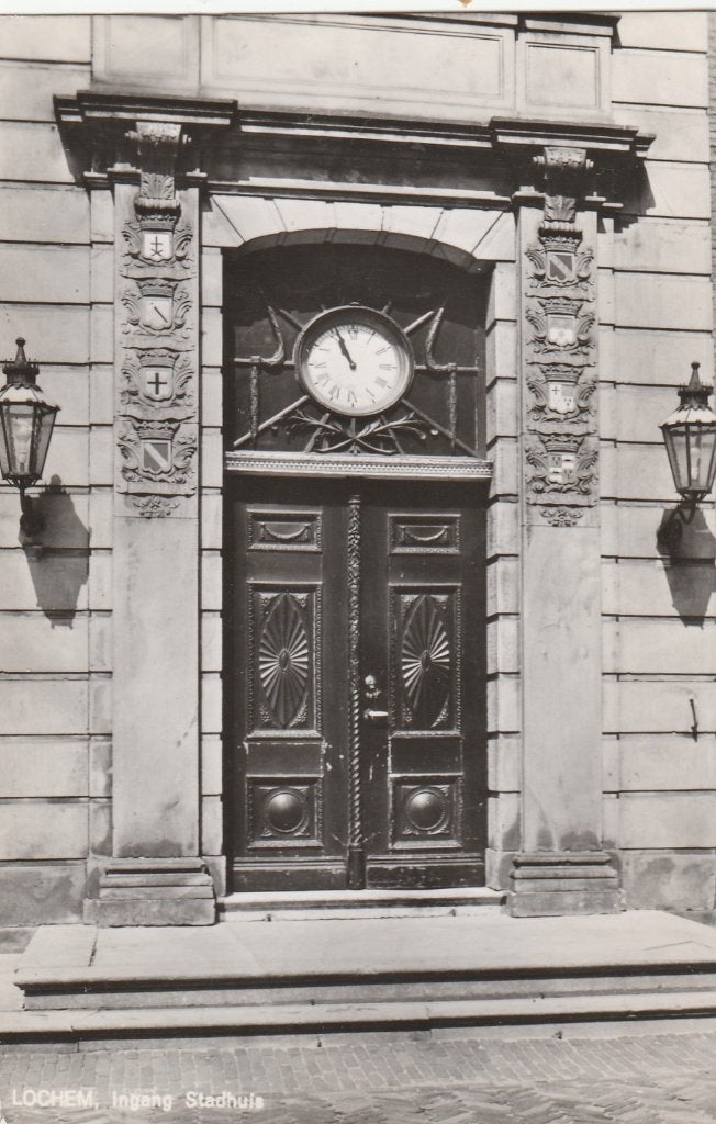 lochem- ingang stadhuis, Ophalen of Verzenden, 1940 tot 1960, Gelderland
