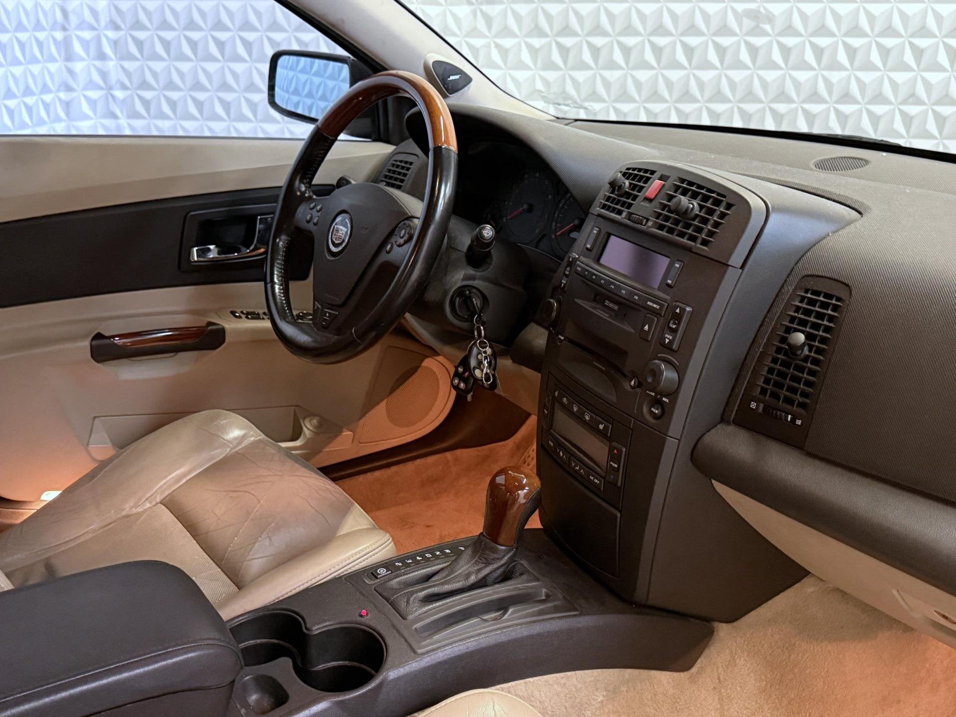 Cadillac CTS 3.2 V6 Elegance AUTOMAAT Airco Clima Cruise VOL, Auto's, Cadillac, Automaat, Achterwielaandrijving, Gebruikt, Beige