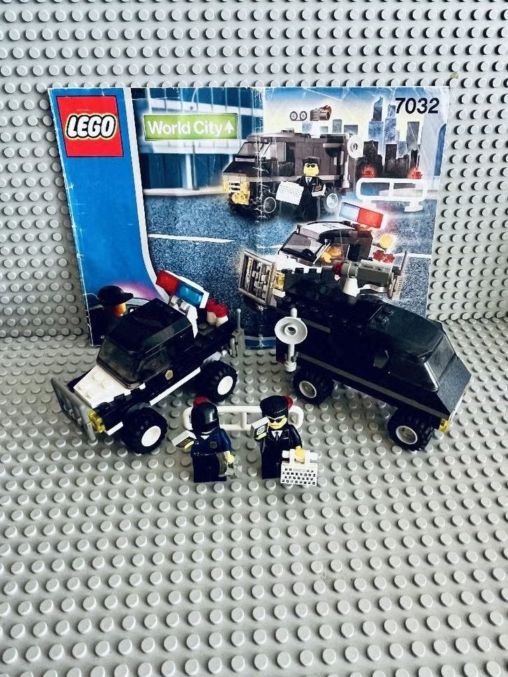 LEGO World City 7032 Police 4WD & Undercover Van, Compleet, Lego, Ophalen of Verzenden, LEGO