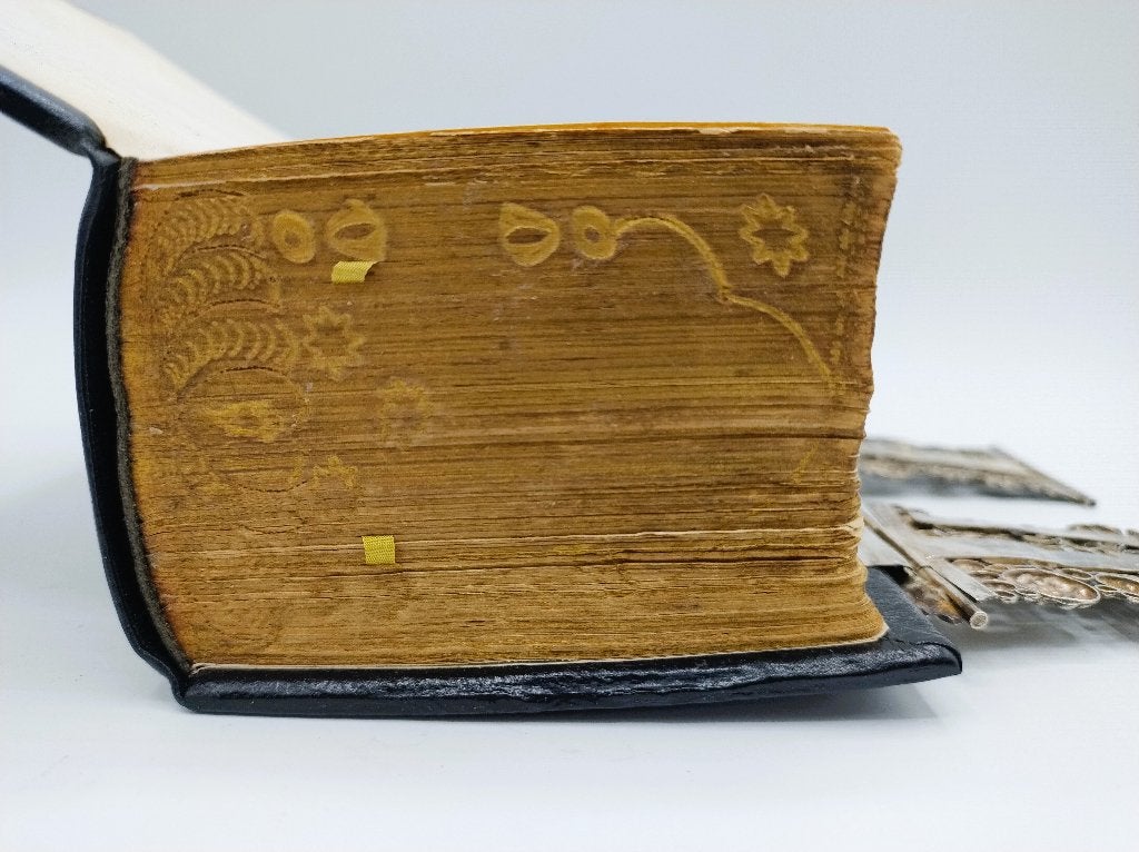 Bijbel met zilveren sloten, J. Jonker, Meppel, ca. 1870, Antiek en Kunst, Antiek | Goud en Zilver, Verzenden, Zilver