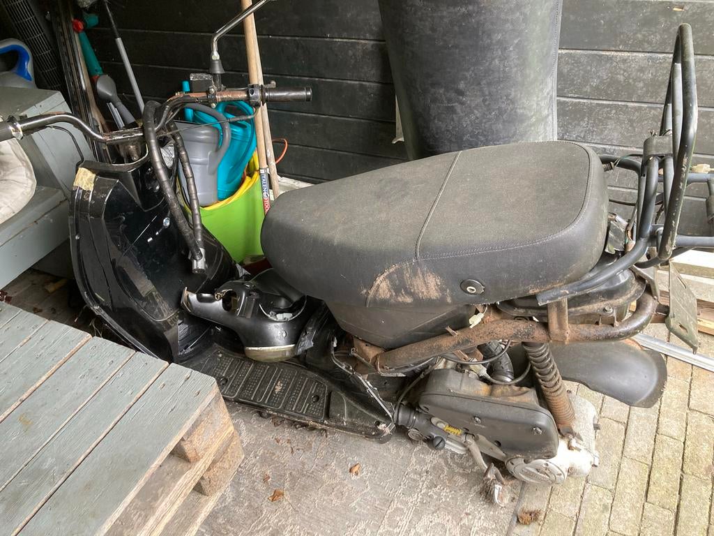Oude scooter voor onderdelen of restauratie, Ophalen, Gebruikt, Overige typen, Overige merken