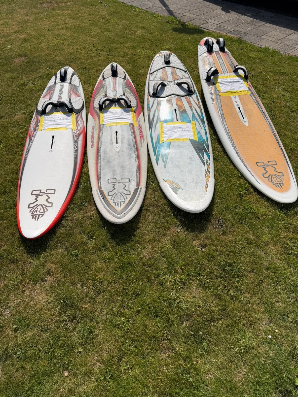 Partij windsurfboards – 1 F2 + 3 Starboard, Watersport en Boten, Windsurfen, Ophalen, Gebruikt, Minder dan 250 cm, Starboard