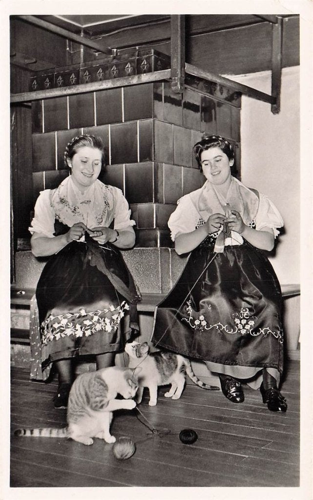 703-285-043 Am Ofen in einer Schwarzwald Bauernstube im Wol, Verzenden, Voor 1920, Duitsland