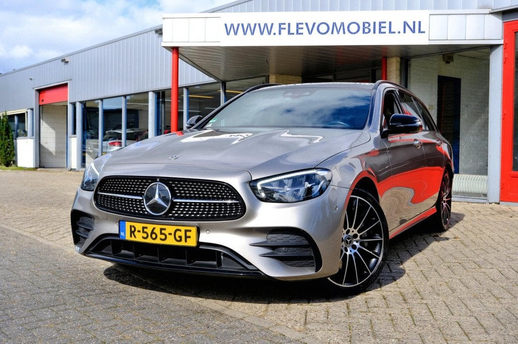 Mercedes-Benz E-klasse Estate 300 de Hybrid AMG Aut. Pano|1e, Auto's, Mercedes-Benz, Bedrijf, Te koop, E-Klasse, 360° camera, ABS