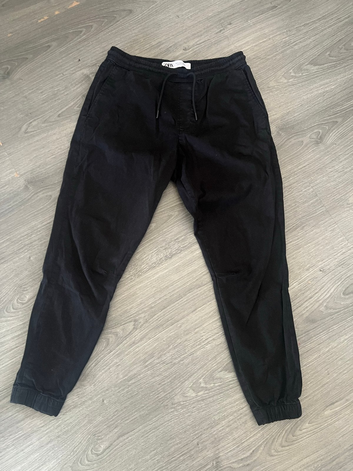 Zwarte Zara Jogger Broek Maat M, Ophalen, Zo goed als nieuw, Maat 48/50 (M), Zwart