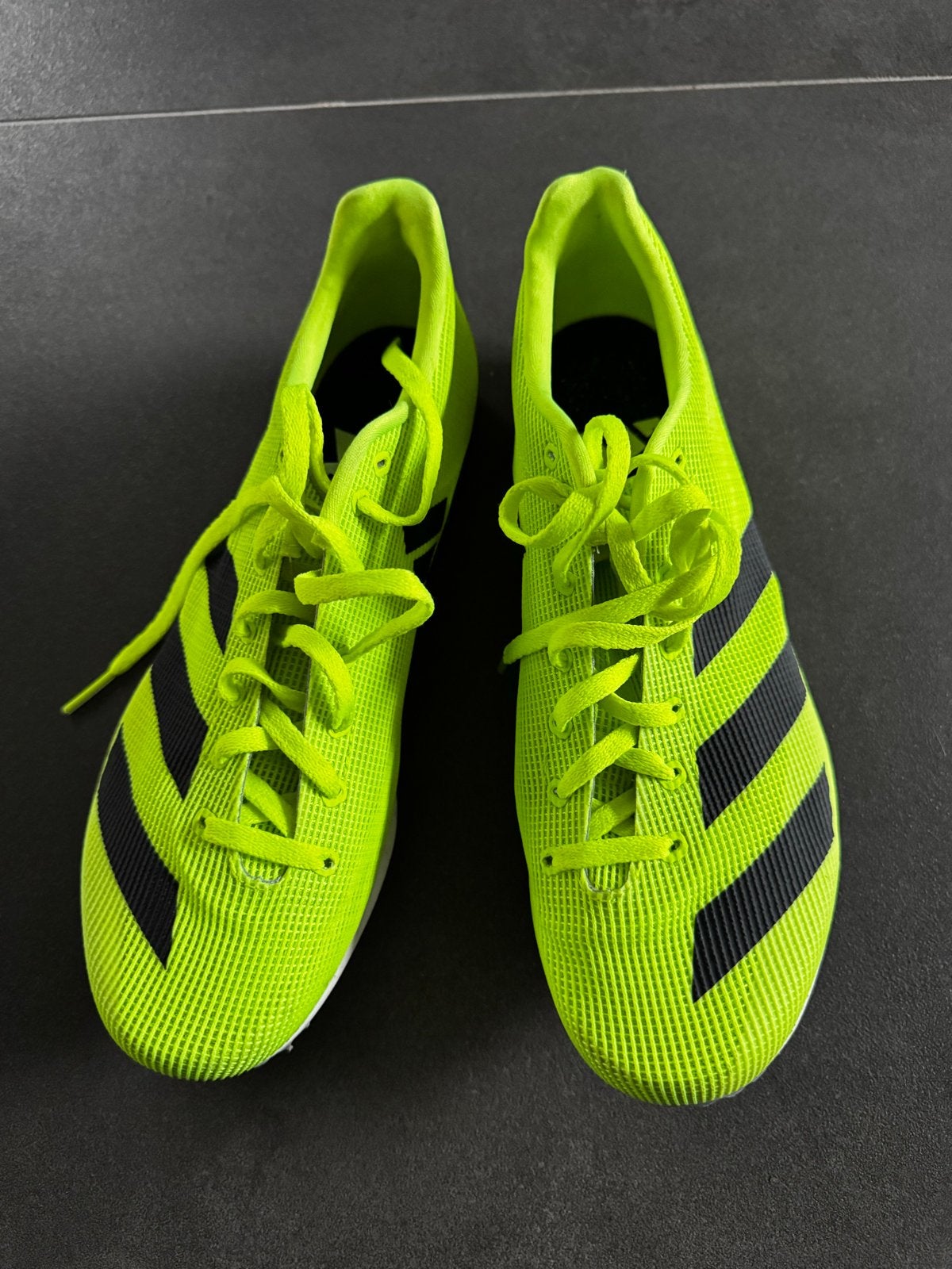 Adidas hardloopschoenen met spikes - maat 40, Adidas, Ophalen of Verzenden, Zo goed als nieuw, Spikes