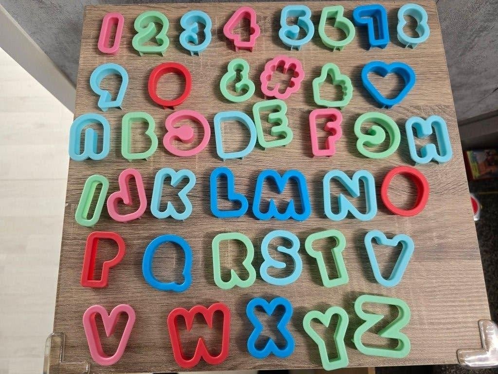 Uitsteekvormpjes: Letters, cijfers en figuren  (dv15), Albert Heijn, Ophalen of Verzenden
